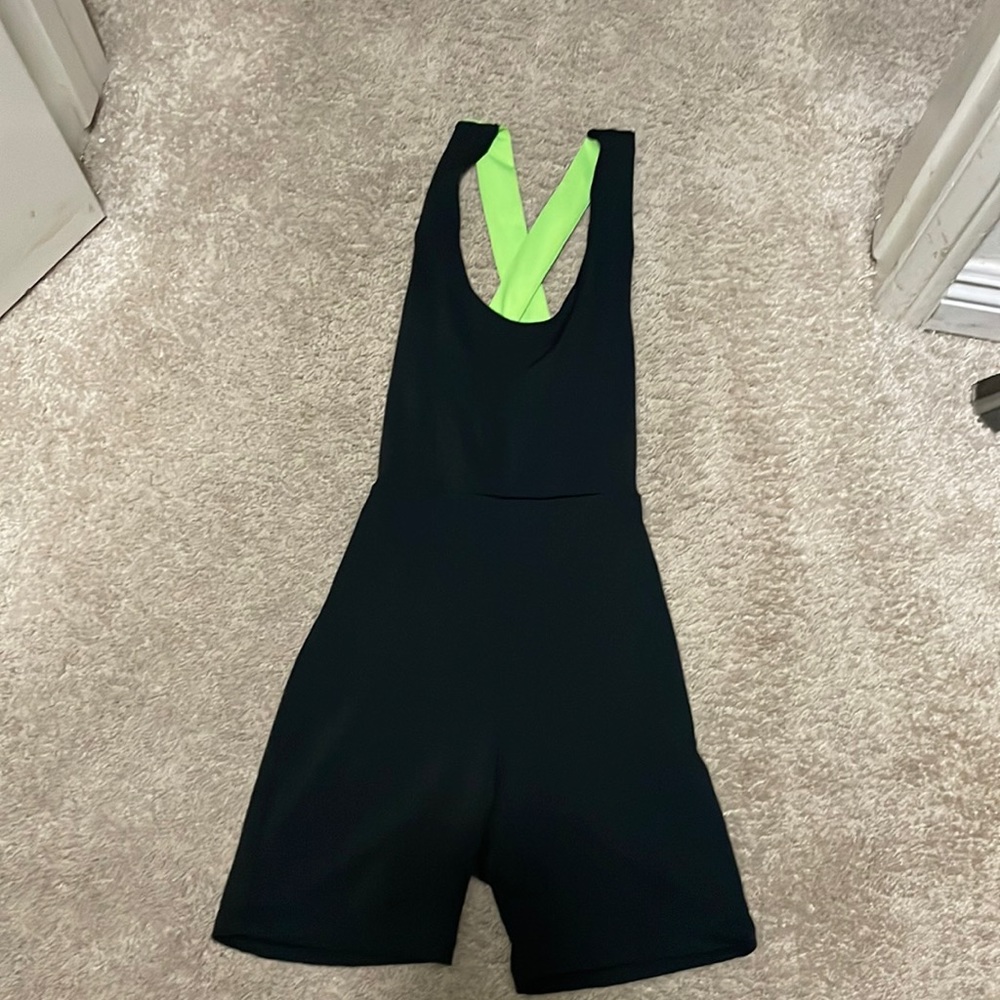 Fashion nova extra small sports romper black